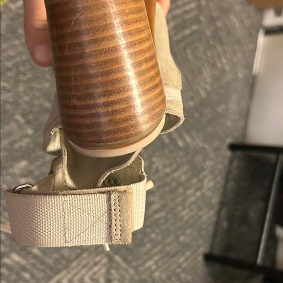 Sorel Beige Lace-Up Women's heels sandals. Velcro ankle closure.Adjustable width - Picture 16 of 16